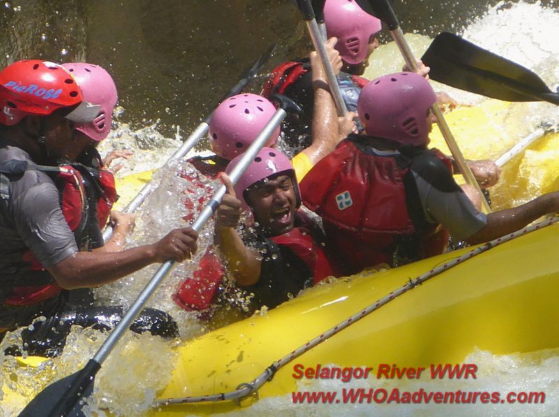 Thumbs up for Selangor River Whitewater Rafting!